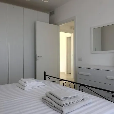 Greta * ポリニャーノ・ア・マーレ