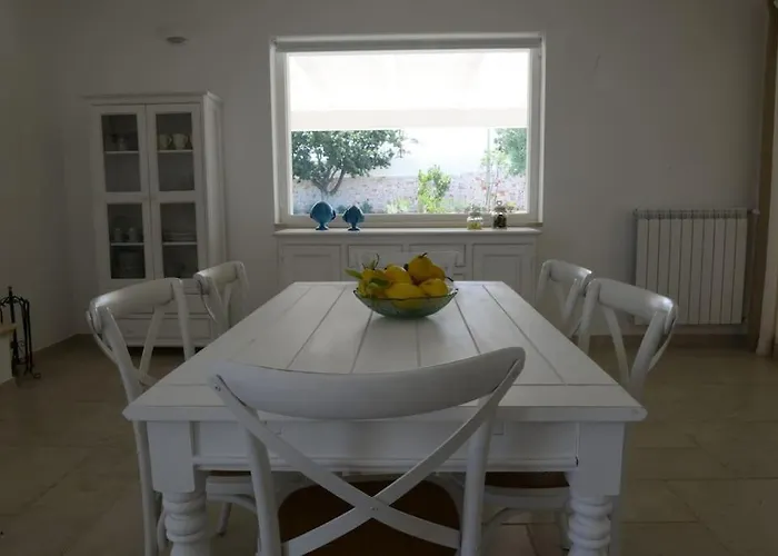 Greta Villa